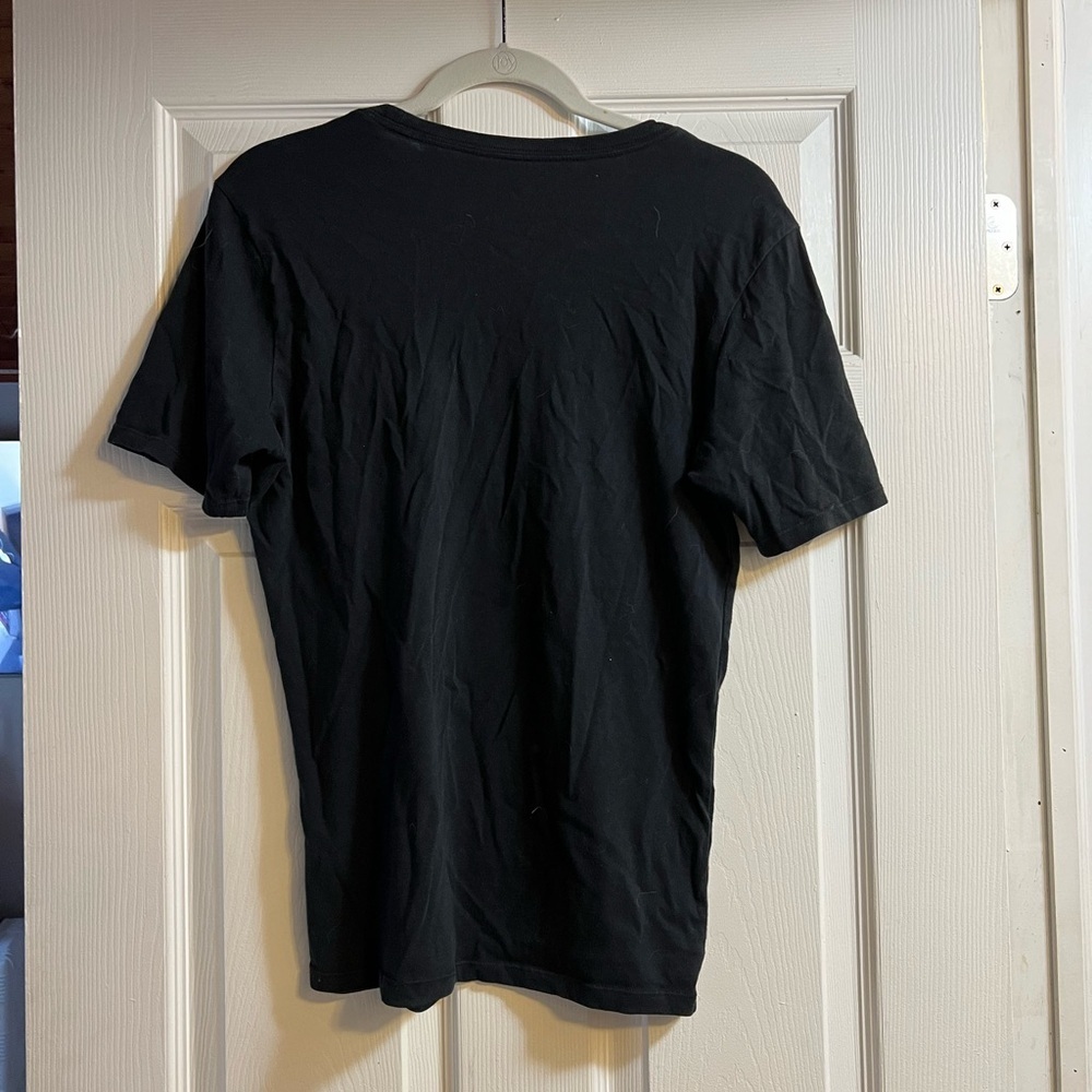 Nike shirt - Picture 2 of 2